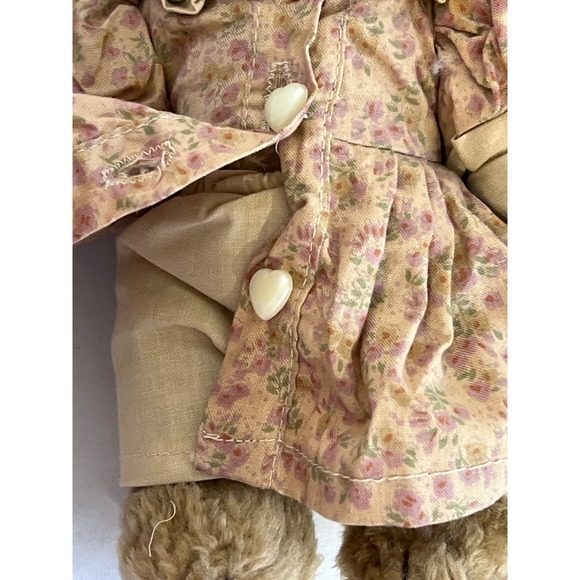 Boyds Bears Brown Bear Collection 1990-1995 8" Dress Heart Plush Poseable - Picture 3 of 7